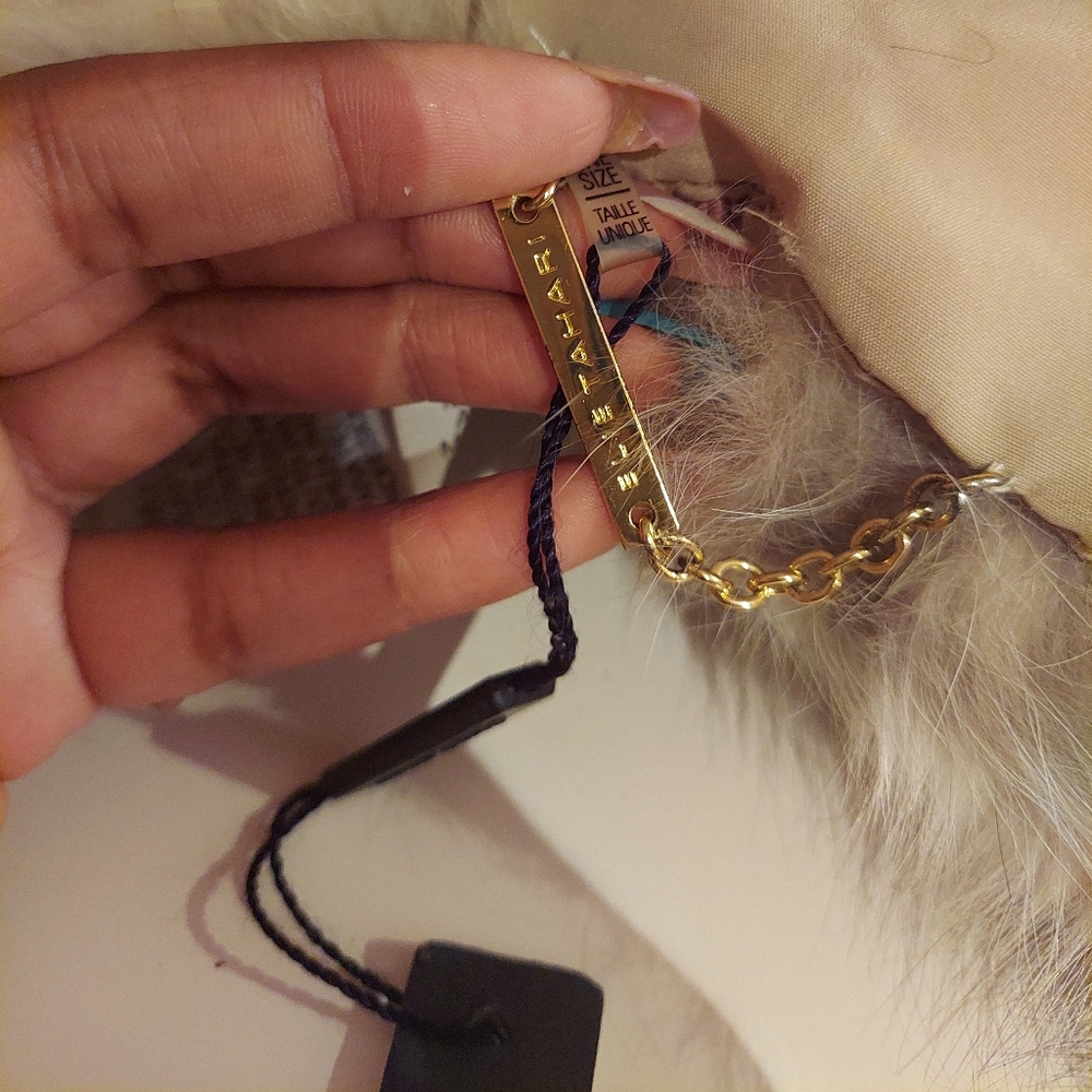 Sasha cape fox fur detachable collar - Picture 3 of 10